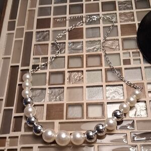 Elegant Silver and Pearl Necklace